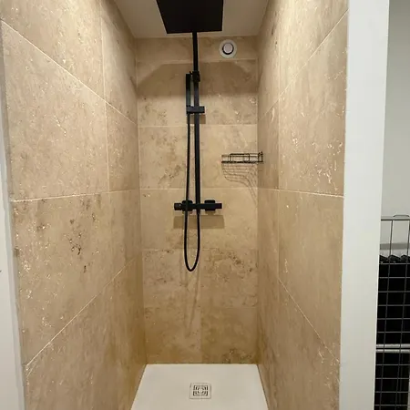 Hvc B9 - Superbe 3 Pieces, Au Pied - Apartment